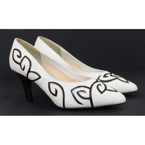 Vintage Highlights Women's 7.5 WIDE Artsy Classic Pointy Toe Heels Pumps NWT - Picture 1 of 5